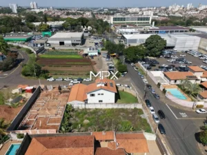 Terreno à venda no bairro Parque Santa Cecília em Piracicaba