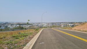 Terreno à venda em Piracicaba, Ondas, com 525 m², Residencial Vitória Régia