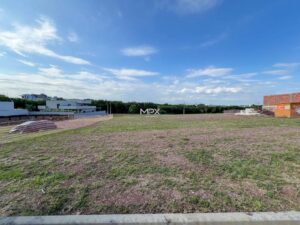 Terreno à venda em Piracicaba, Ondas, com 405 m², Residencial Damha II