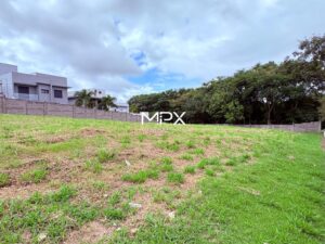 Terreno à venda no bairro Santa Rosa em Piracicaba — 2.746 m²