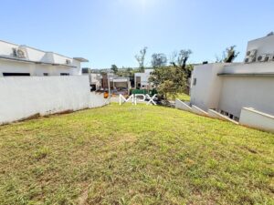 Terreno à venda no Condomínio Villa Bela Vista em Piracicaba