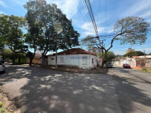 Terreno à venda em Vila Independência, Piracicaba — 450 m²
