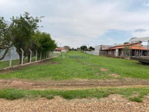 Terreno à venda em Condomínio Serelepe, Santa Maria da Serra