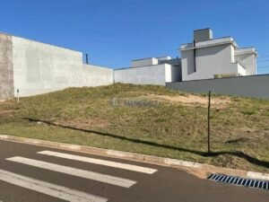 Terreno à venda em Condominio Soleil, Piracicaba