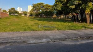 Terreno à venda em Paulicéia, Piracicaba — 175 m²