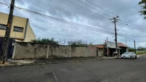 Terreno à venda em Jardim Nova Iguaçu, Piracicaba — 500 m² — Cód. MENEGALLI-TE0680