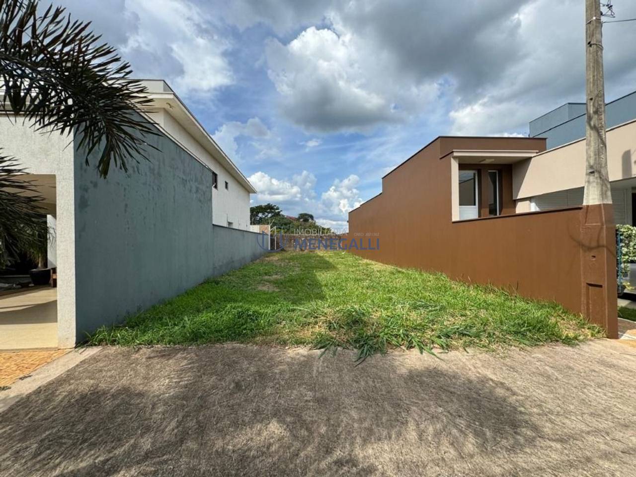 Terreno à venda em Cond. Convívio São Francisco