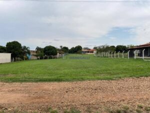 Terreno à venda em Condomínio Serelepe, Santa Maria da Serra